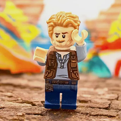 LEGO Minifigure Jurasic World Brown Jacket Blue Shirt Dark Blue Legs
