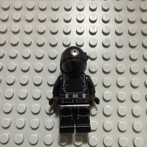 Lego Minifigure Imperial Gunner - Helmet with Silver Imperial Logo (sw0520)