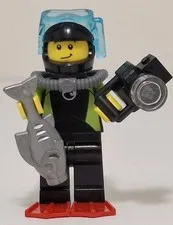 Lego Scuba Diver Minifigure With Fish Wetsuit Mask Camera Flippers Air Tank