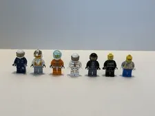 Lego City Minifigures People Men Women Police City Workers Astronauts Lot Of 7
