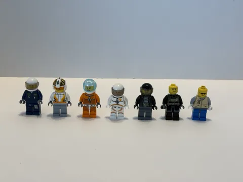 Lego City Minifigures People Men Women Police City Workers Astronauts Lot Of 7