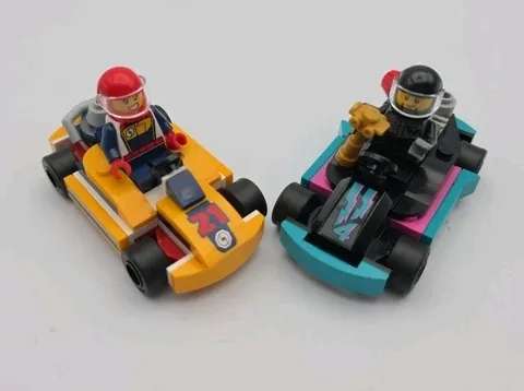 LEGO set #60400 Go-Karts & Race Drivers complete no inst City Town Race