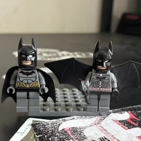 LEGO Batman Minifigure Lot of 2 w/ Capes & Bat Wings Black/Gray