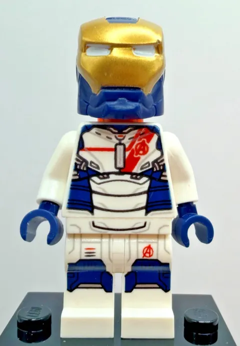 LEGO (76038) Marvel Avengers: Iron Legion Minifigure sh0168 Iron Man - Helmet