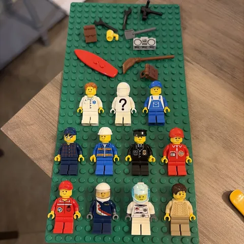 Lego Bulk Minifigure Lot OF 11 100% Genuine Lego Figs Great Condition USED (34)