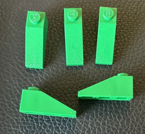 Lego 1x3 33 Slope Brick Lot 5 Green Pieces Replacement Part #4286