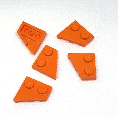 LEGO Parts - Orange Wedge, Plate 2 x 2 Right - No 24307 - QTY 5
