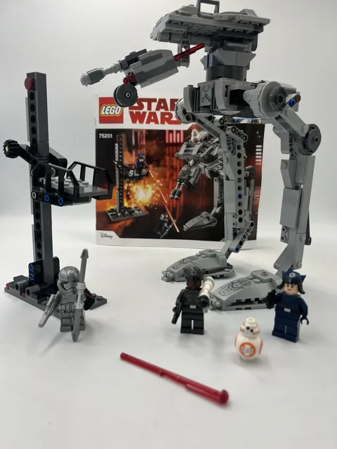 Lego Star Wars: First Order AT-ST (75201) COMPLETE - Captain Phasma, Finn