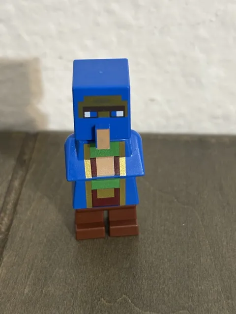 LEGO Minecraft Villager Minifigure Blue Robe/Headgear with Brown Legs