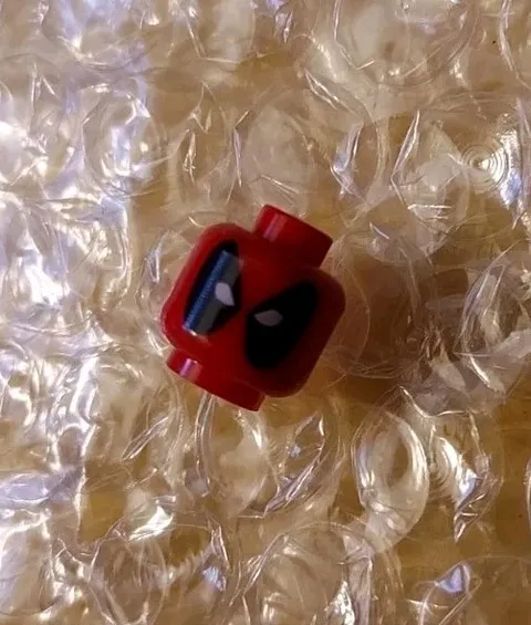 Lego Marvel Deadpool Minifigure head only Brand New Never assembled 
