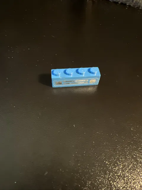Vintage LEGO Blue 1x4 Car Grille Chrome Pattern Embossed Print 3010 pb035e