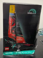 LEGO 42174 Emirates Team New Zealand AC75 Yacht DAMAGED Box FREE SHIPPING