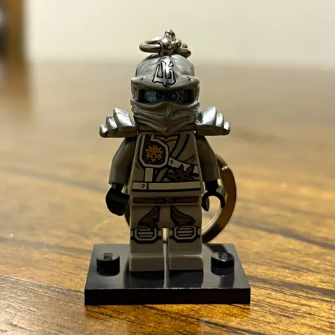 LEGO NINJAGO Titanium Zane Keychain