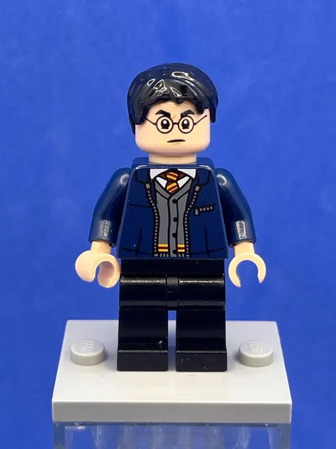 Harry Potter (D. Blue open Jacket over Gryffindor Cardigan) hp346 - LEGO