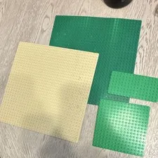 LEGO Lot of 4 Green & Beige Baseplates Plates Building Pieces Parts