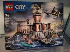 LEGO CITY SET #60419 POLICE PRISON ISLAND- 4x CRIMINALS- FACTORY SEALED & NEW