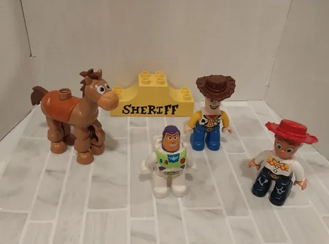 Lego Duplo Disney's Pixar Toy Story Woody Jessie Buzz Lightyear Bullseye Toys