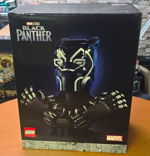 LEGO Marvel Black Panther 76215 Complete Set 2961pcs 18+ Display Stand Box