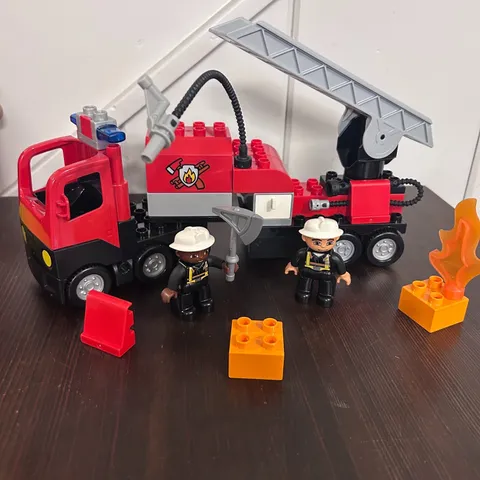 LEGO Duplo Fire Truck (4977) - Complete Set