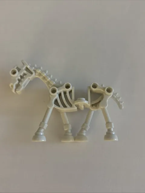 Lego Glow in Dark SKELETON HORSE - White Monster Fighters Halloween Minifigure