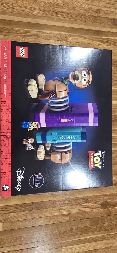 LEGO DISNEY TOY STORY SLINKY DOG BOOKENDS 43301 BRAND NEW FACTOY SEALED