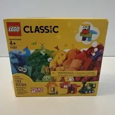 New Lego Classic Creator 123 Piece Set 11001 for Ages 4+
