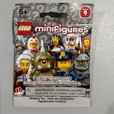 Lego 71000 Minifigure Series 9 -  Cyclops - NEW