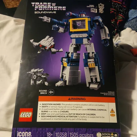 LEGO Icons: Transformers Soundwave Set 10358 1505 PCS New In Box