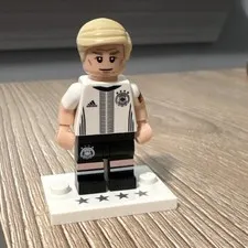 LEGO 2016 Bastian Schweinsteiger #7 DFB Series Minifigure 71014 Limited w/ Base