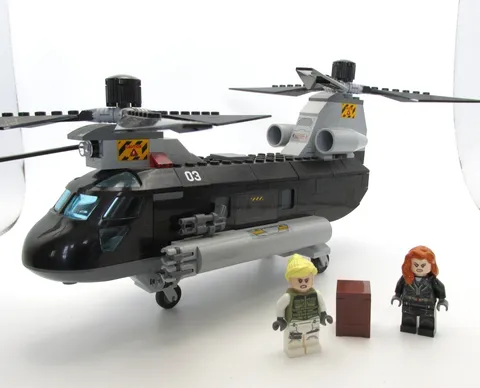 LEGO Marvel: Black Widow's Helicopter Chase 76162