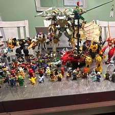 LEGO NINJAGO Minifigure Lot - Mixed Figures w/ Vehicles & Mechs