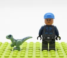 Lego Jurassic World ACU Trooper w/ Blue Hat & Baby Green Dino Raptor Minifigure