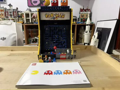LEGO 10323 Icons PAC-MAN Arcade 2651 pcs -丨With Instruction丨No box！