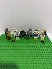 Lot Of 11 Lego Minifigures: Shaggy, Donald Duck, Etc. 