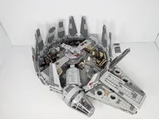 LEGO Star Wars Millennium Falcon 75105 - Retired Used Built Complete 7 Minifigs