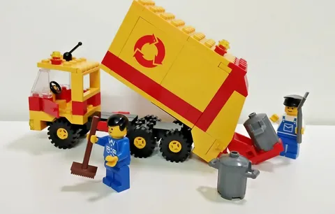 GENUINE LEGO SET 6693 RECYCLING TRUCK COMPLETE BUILD NO BOX NO INSTRUCTIONS