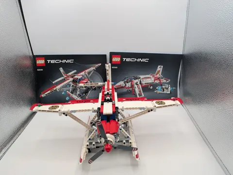 LEGO Technic: Fire Plane (42040)  98% Complete