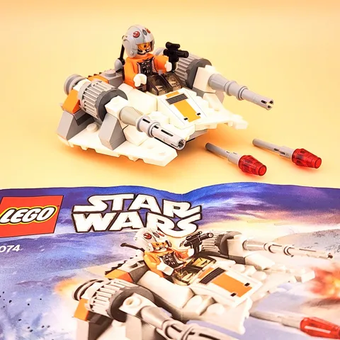 LEGO STAR WARS Snowspeeder Microfighter Set 75074 Complete w/ Minifig & Manual