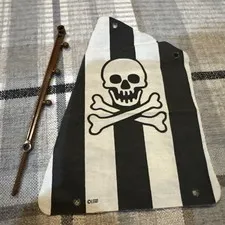 Vintage LEGO Pirates 6268 Renegade Runner Sail. Great Condition!