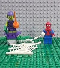 LEGO Green Goblin and Spider-Man Minifigures 76133 Spider-Man Car Chase Marvel