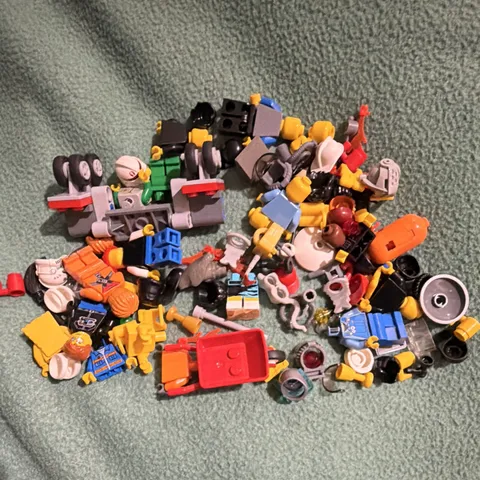 LEGO Bulk Lot Mixed Minifigure Parts & Accessories with Wheels/Tires Pieces