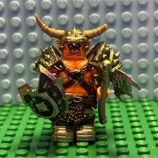 Minifigures Viking Warrior Minifigure Horned Helmet w/ Axe & Shield