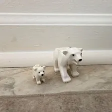 Lego 1 City Wildlife Animal Polar Bear And 1 Baby Cub With Black Eyes And Nose