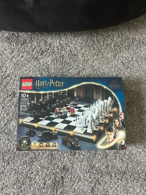 LEGO Harry Potter: Hogwarts Wizard's Chess (76392)