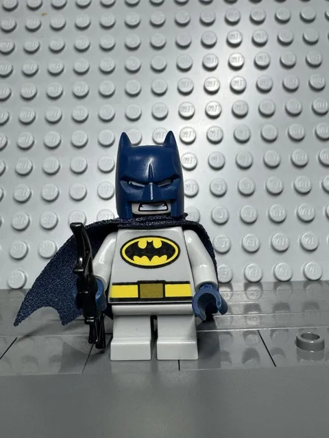 LEGO Batman Mighty Micros minifigure Blue Gray Suit ( 76069 )