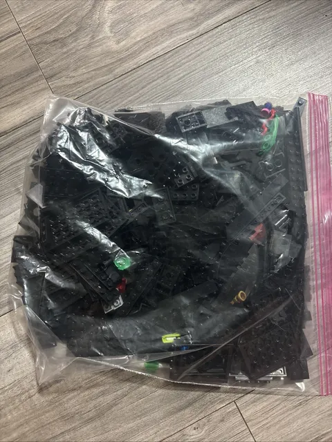 LEGOS Black Assorted Lot 15.2 Oz