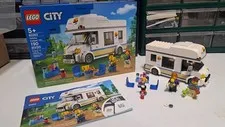 LEGO CITY - Holiday Camper Van (60283)