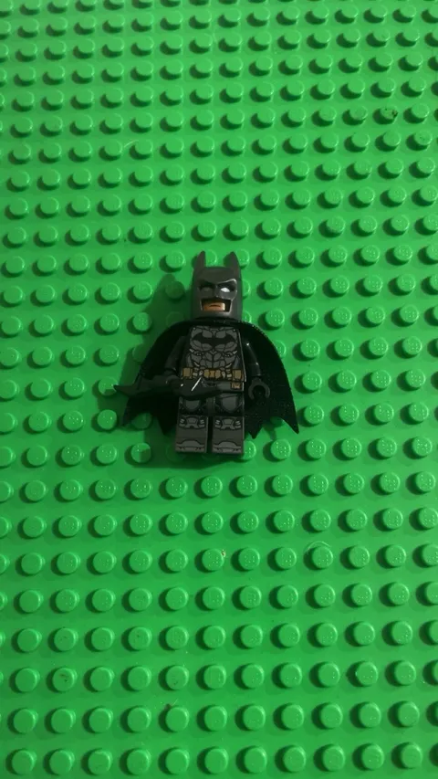 LEGO Batman Pearl Dark Gray Armor Minifigure sh0535 (Arkham Knight)