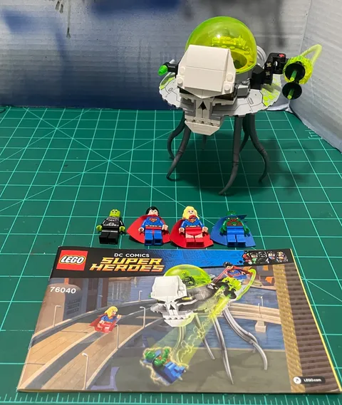 LEGO DC Comics Super Heroes: Brainiac Attack (76040), no box