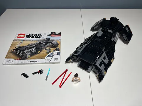 LEGO Star Wars Knights of Ren Transport Ship 75284 - RETIRED!